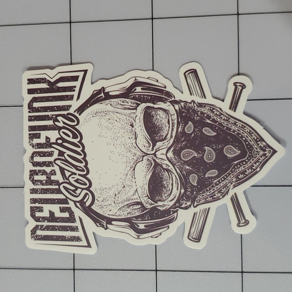 Skull Sticker - Picture 1 of 3